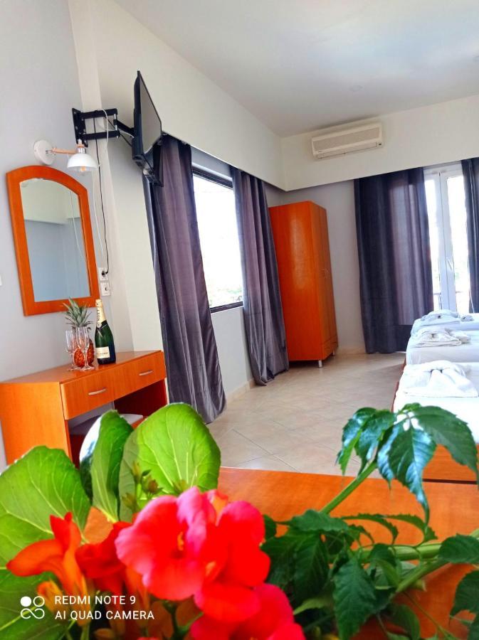 Cavo D' Oro Complex Apartment Kavos Bagian luar foto