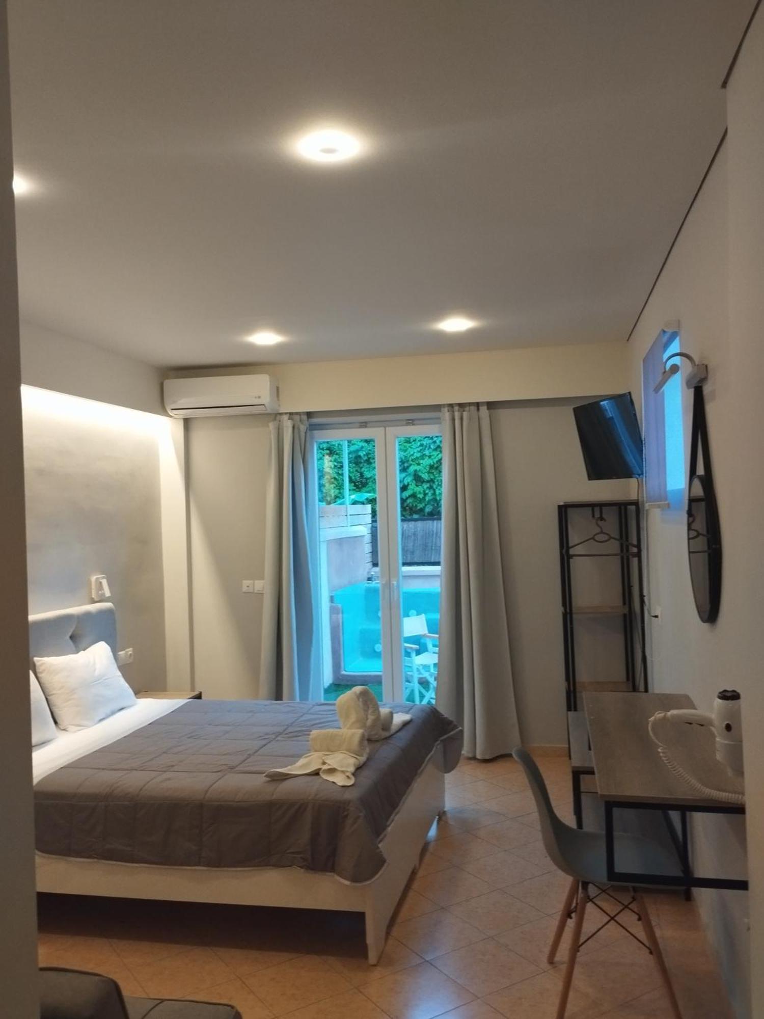 Cavo D' Oro Complex Apartment Kavos Bagian luar foto